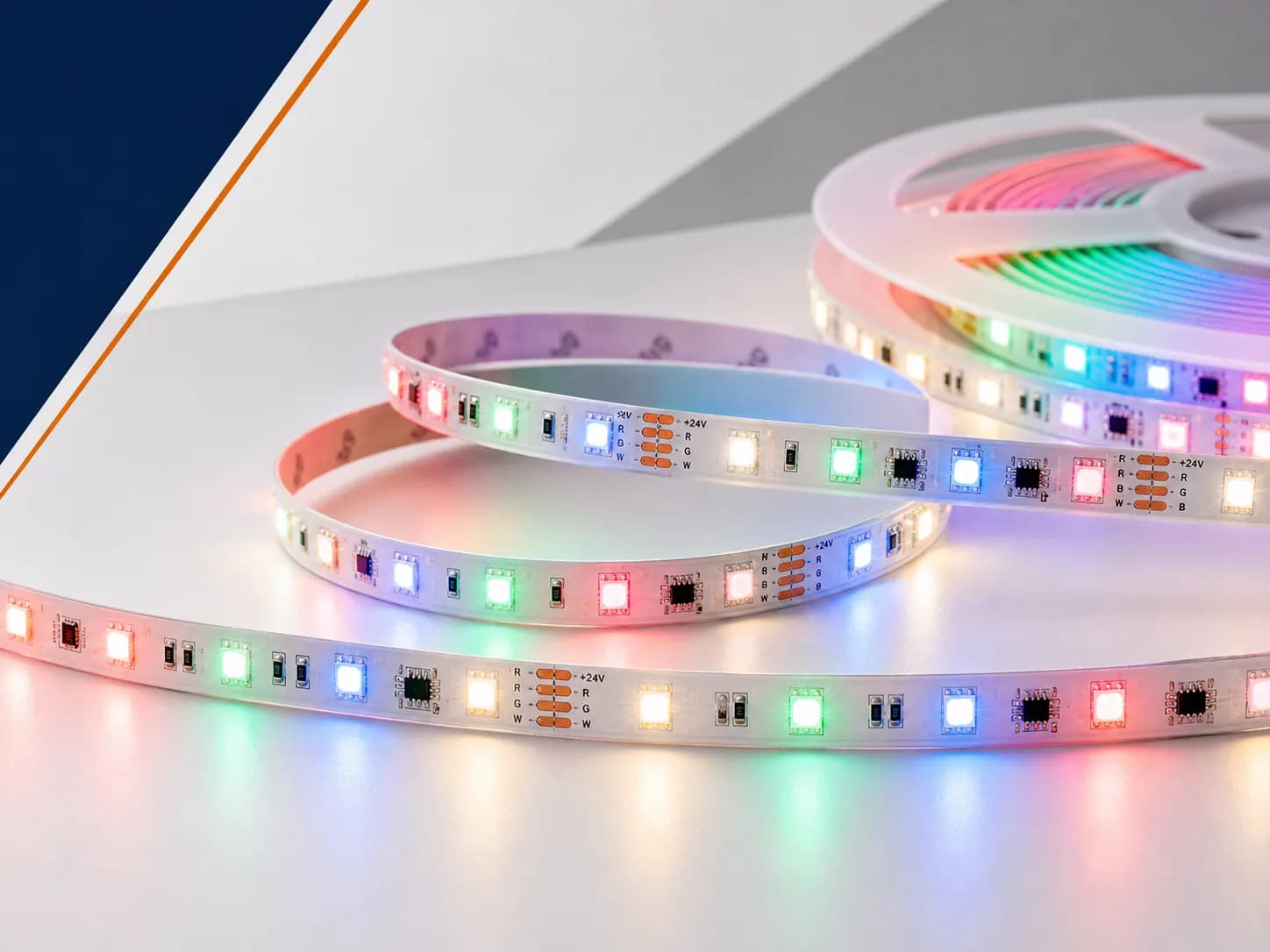 شرائط LED RGB/RGBW للإضاءة الملونة والديكور التجاري